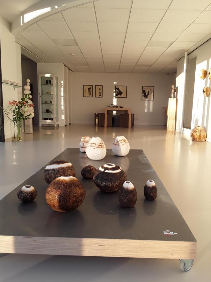 Maan + Galerie